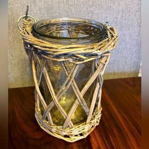 Beautiful wicker basket holder and floral vase set